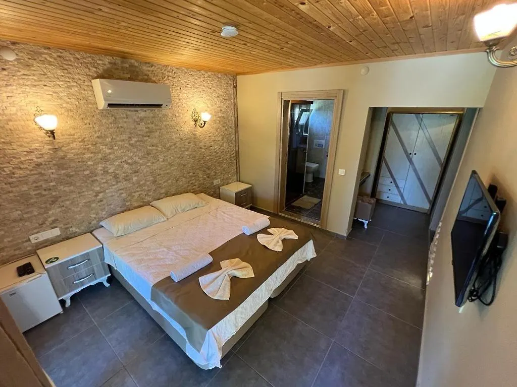 Mavi Yengec Bungalows And Hotel Orhaniye   Orhaniye (Marmaris)