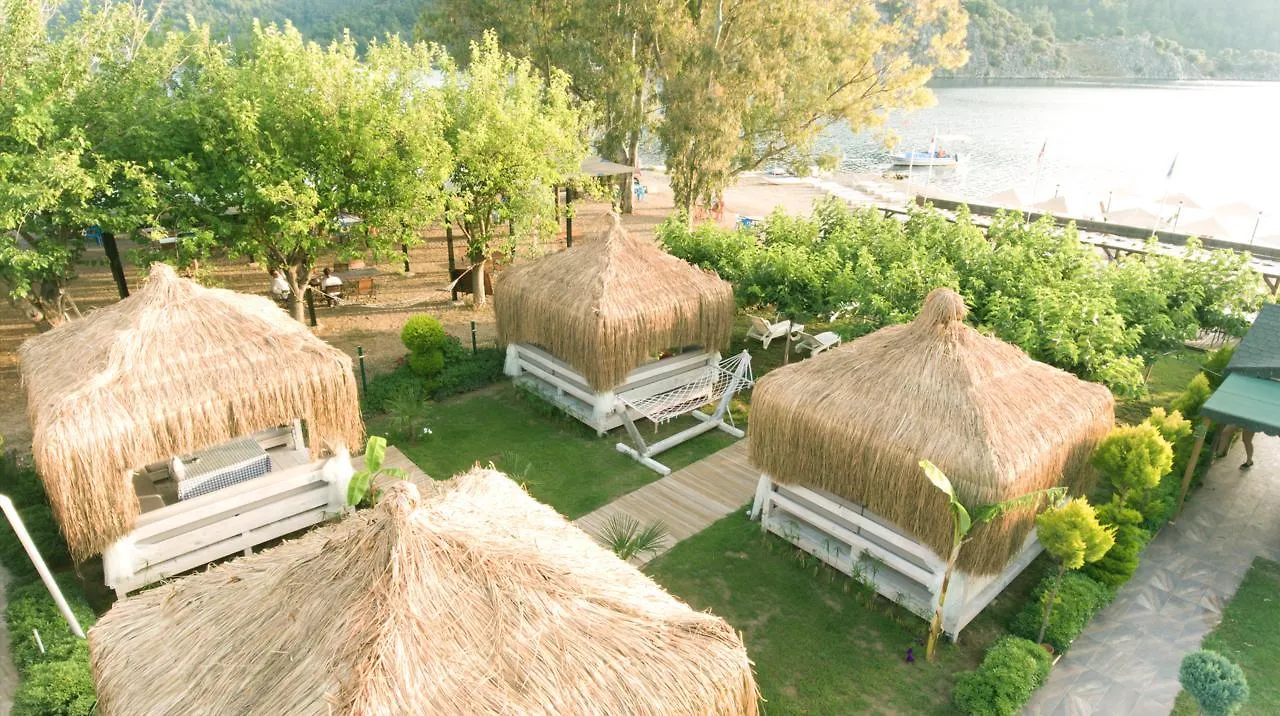 Mavi Yengec Bungalows And Hotel Orhaniye